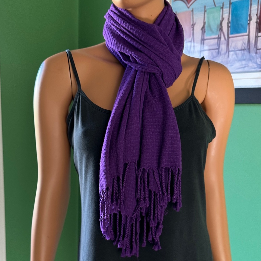 🧣🧣Purple Woven Scarf🧣🧣